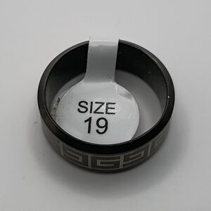 Stainless Steel Black and Silver Geometric Ring - Size 19 U.S Size 9.5